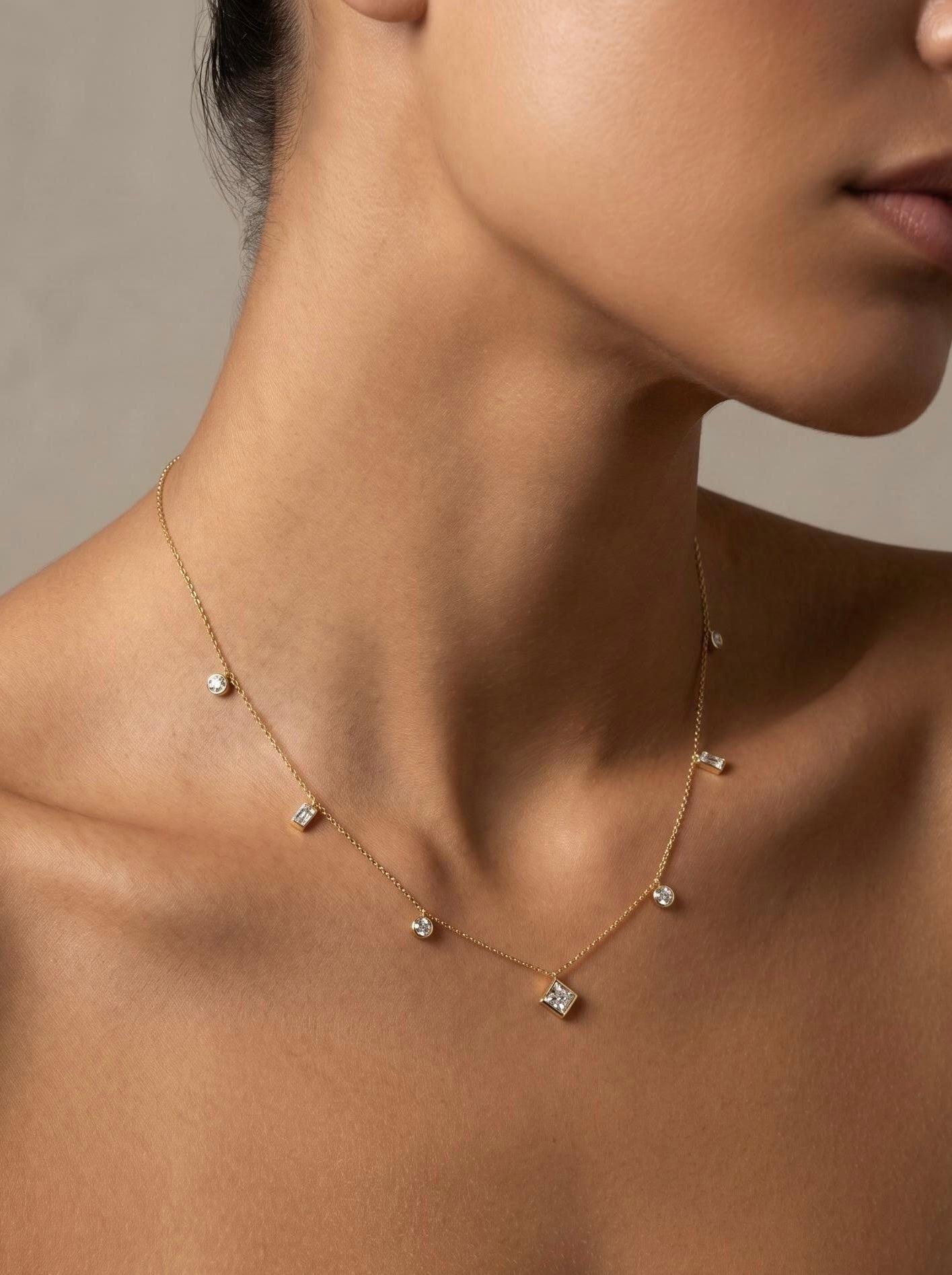 Multi-Classic Cut V-Shaped Spaced Set Delicate Chain Necklace